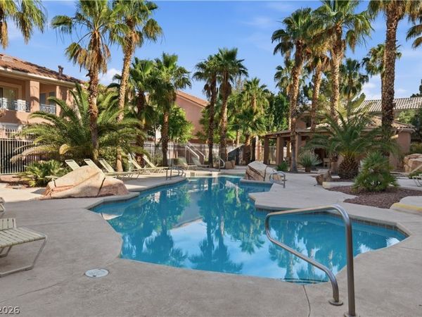 424 Pine Haven Street, Unit 202, Las Vegas, NV 89144