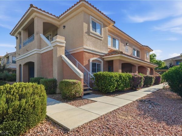 424 Pine Haven Street , Unit 202, Las Vegas, NV 89144
