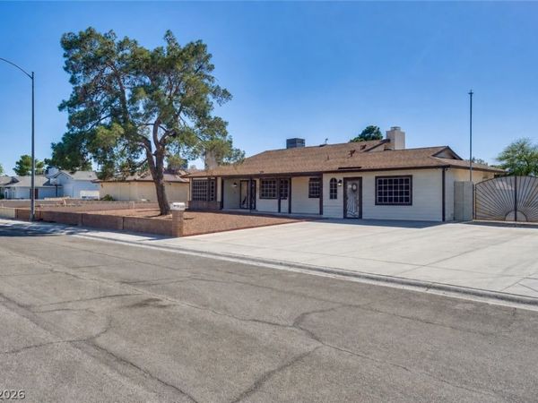 4723 Brushfire Street, North Las Vegas, NV 89031