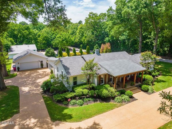 360 Antioch Road , Humboldt, TN 38343