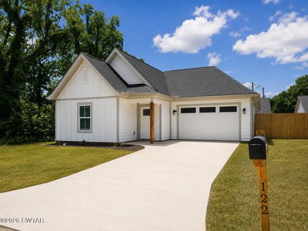 122 E Grand Street , Jackson, TN 38301