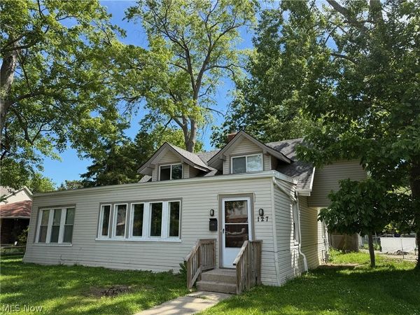 127 E 270th Street , Euclid, OH 44132