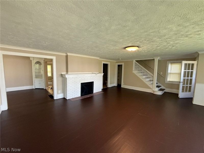 127 E 270th Street , Euclid, OH 44132 Photo 2