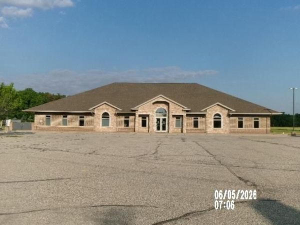 2535 N 200 W, Angola, IN 46703