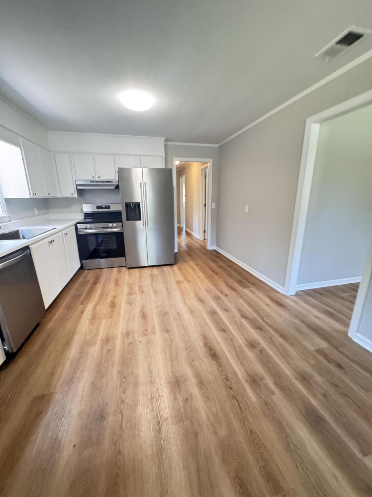 505 Lakeshore Photo 20