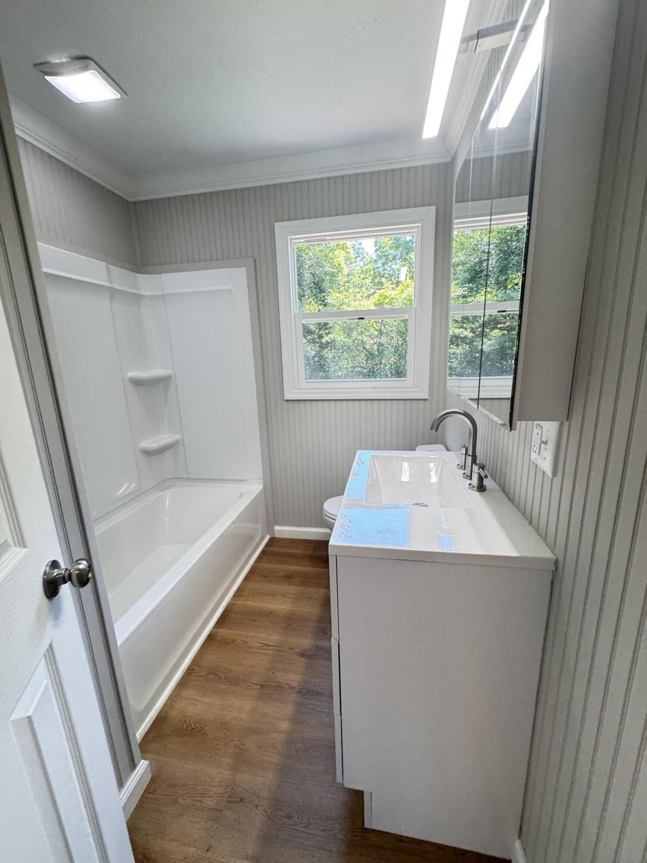 505 Lakeshore Photo 34