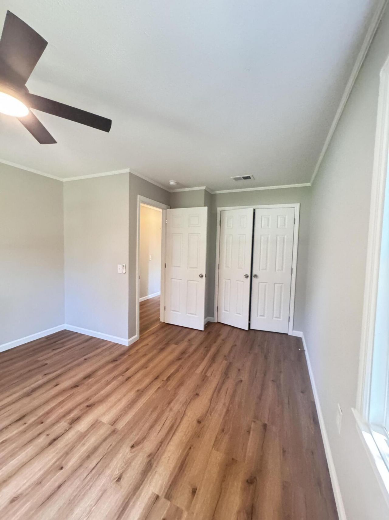 505 Lakeshore Photo 44