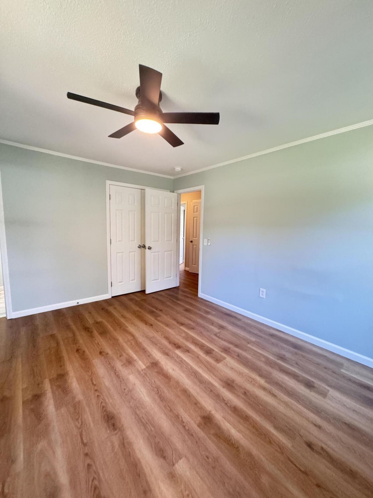 505 Lakeshore Photo 55