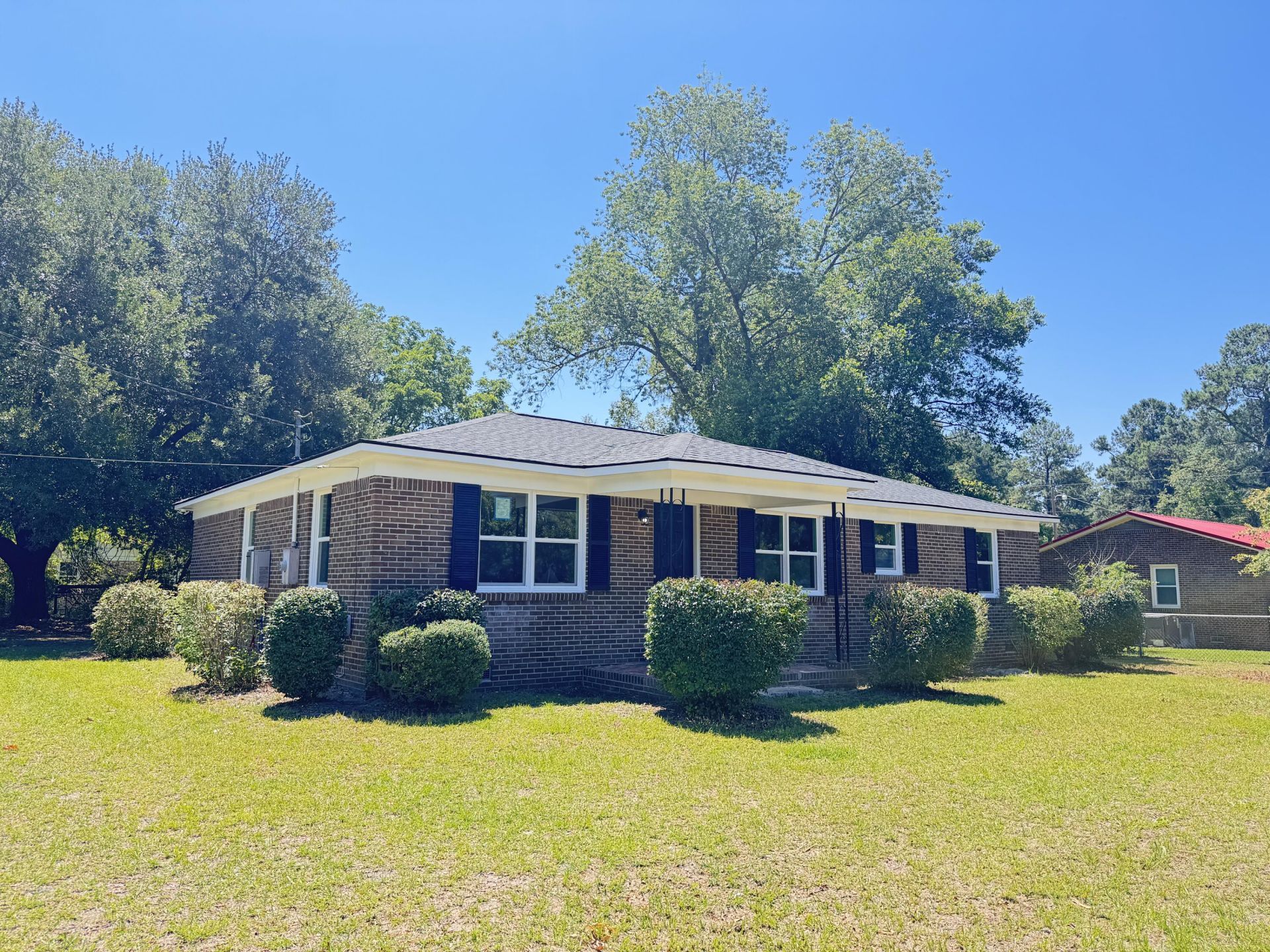 505 Lakeshore Photo 57