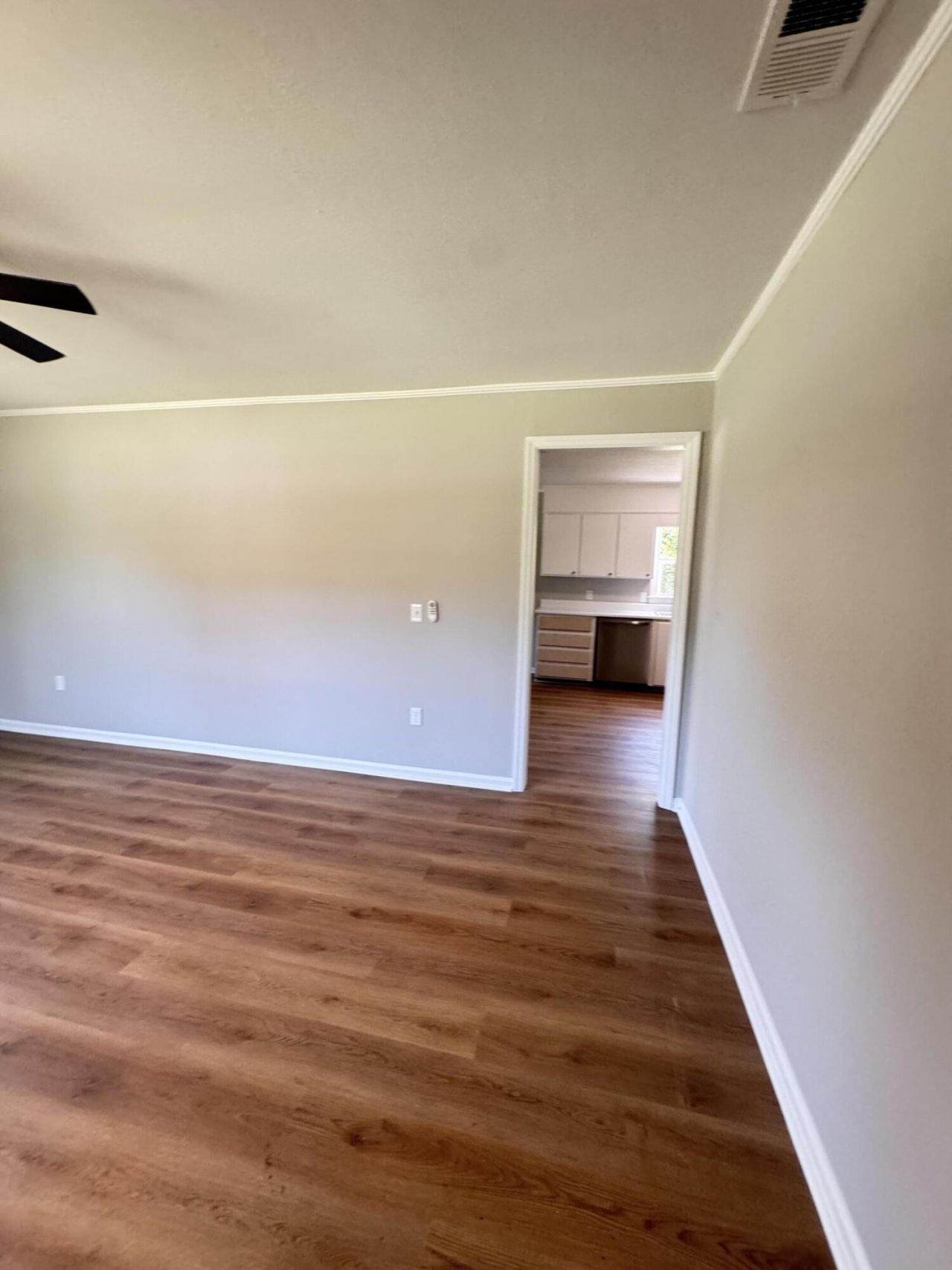 505 Lakeshore Photo 7