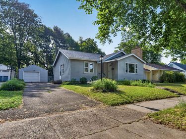 4034 Zane Avenue N, Robbinsdale, MN 55422