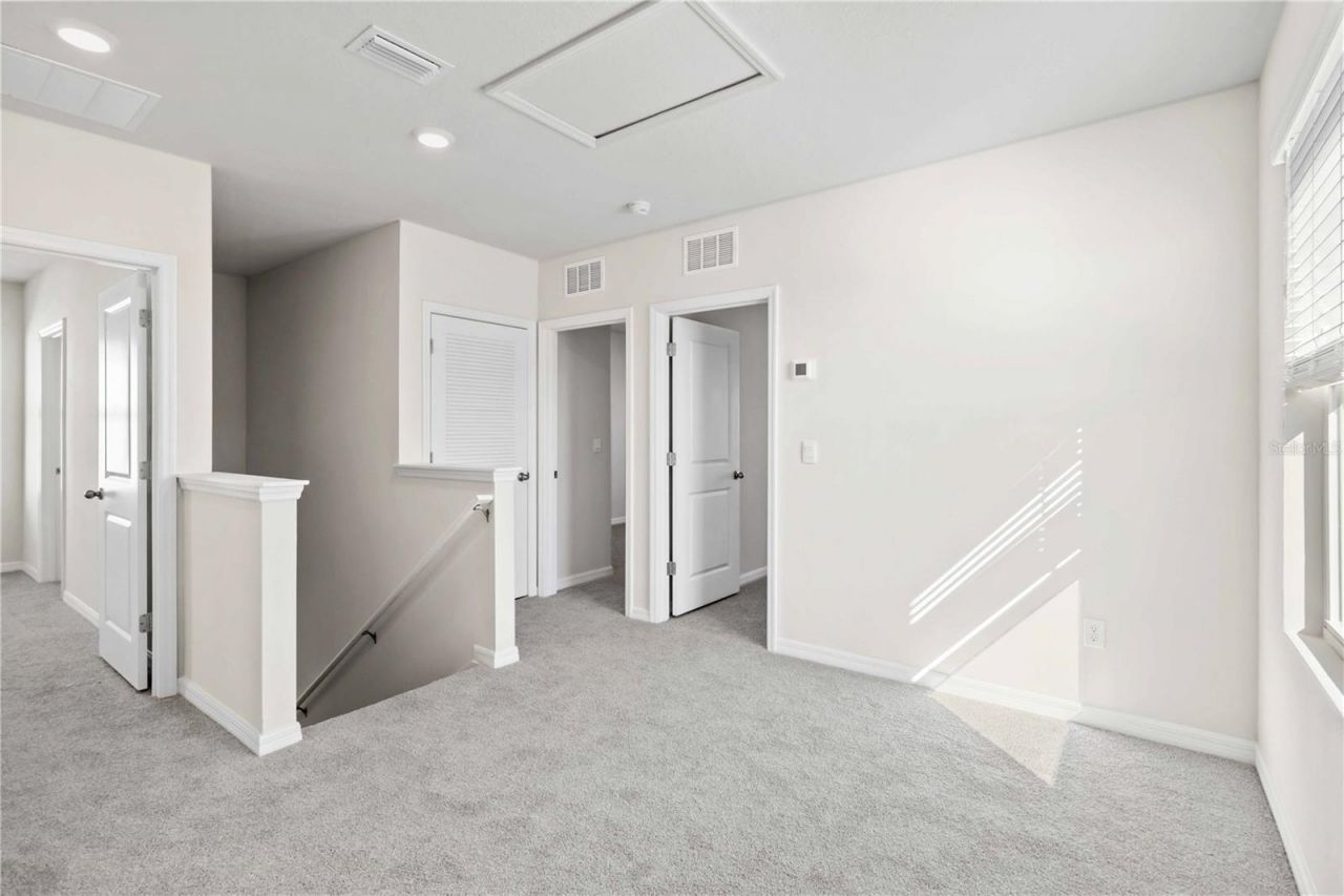 3394 Hilltop Circle , Bradenton, FL 34211 Photo