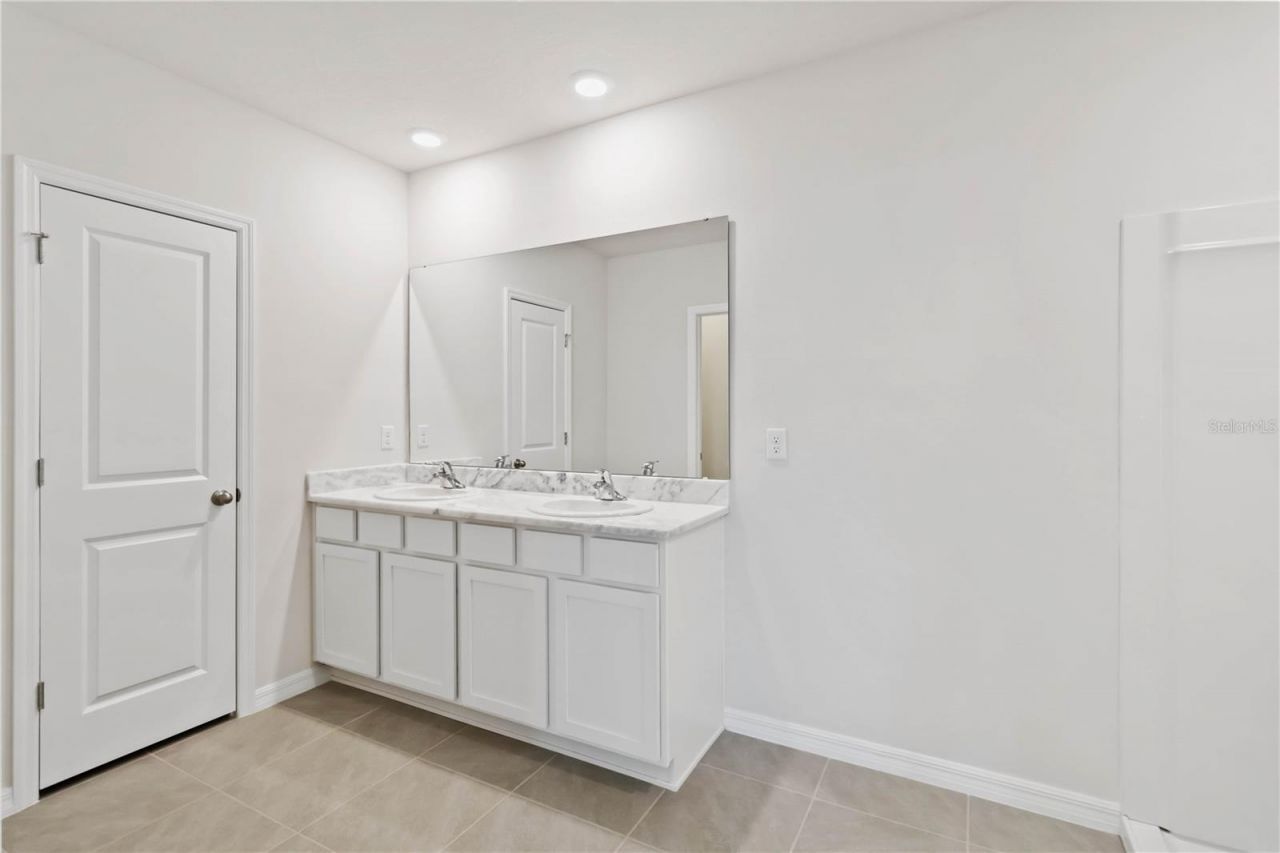 3394 Hilltop Circle , Bradenton, FL 34211 Photo