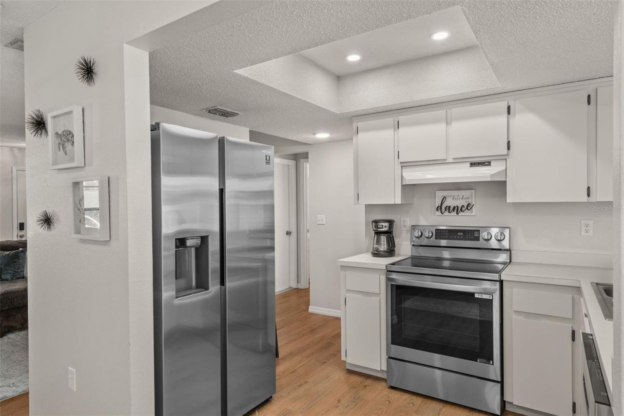 5525 Applegate Drive , Spring Hill, FL 34606 Photo