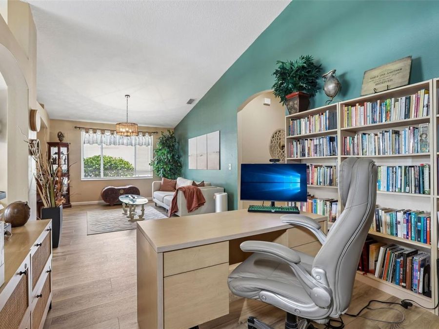 Property Image 37