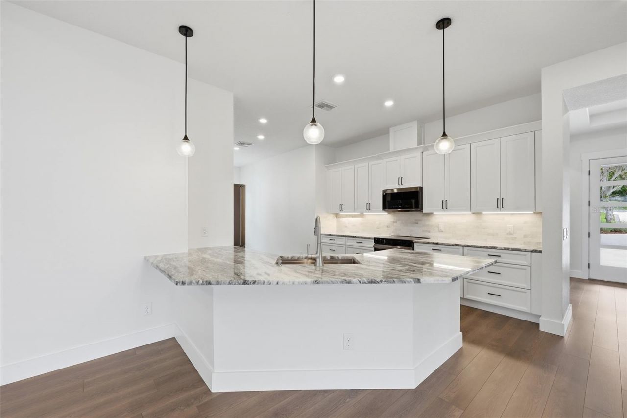 17540 Third Street, Montverde, FL 34756 Photo
