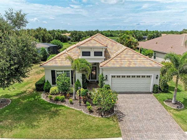 14507 STIRLING DRIVE, LAKEWOOD RANCH, FL 34202