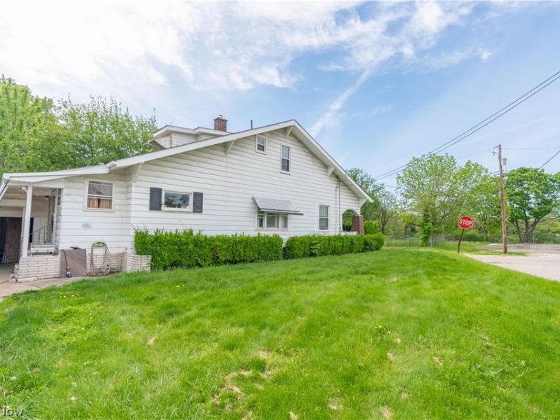 1500 28th Street NW, Canton, OH 44709 Photo 4