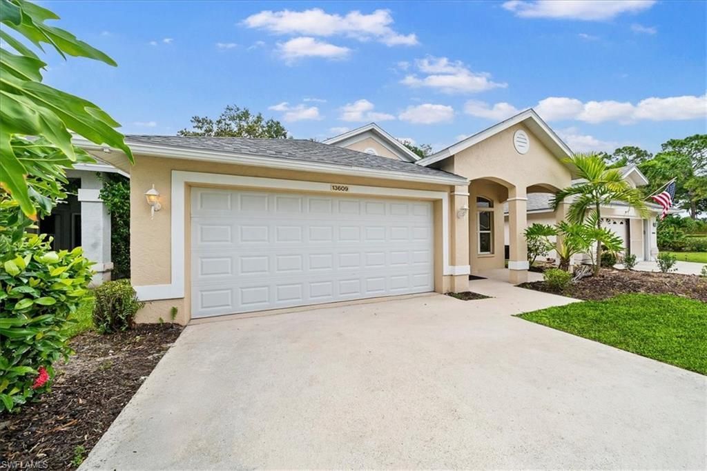 13609 Admiral Ct, Fort Myers, FL 33912 Photo