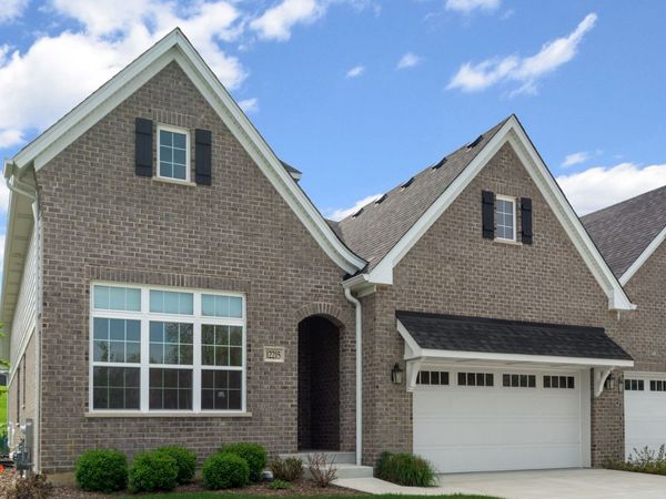 12215 Copper Ridge Drive , Lemont, IL 60439