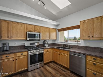 6770 Dorchester Drive, Sparks, NV 89436 Photo