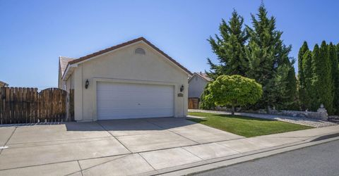 6770 Dorchester Drive, Sparks, NV 89436 Photo