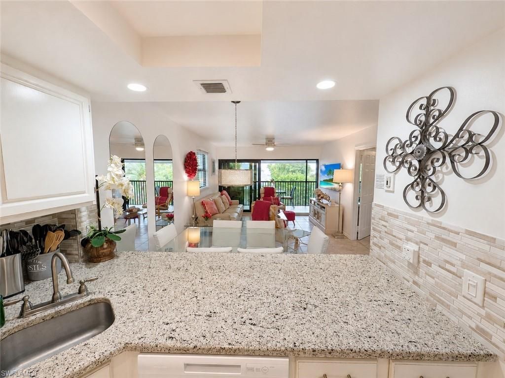 600 Neapolitan Way , Unit 449, Naples, FL 34103 Photo