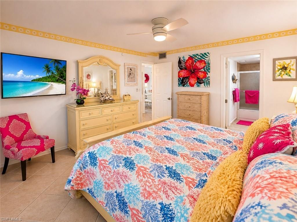 600 Neapolitan Way , Unit 449, Naples, FL 34103 Photo