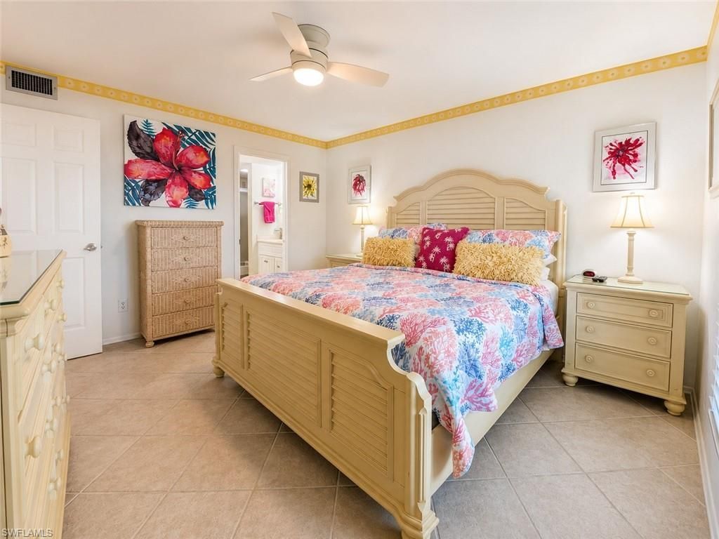 600 Neapolitan Way , Unit 449, Naples, FL 34103 Photo
