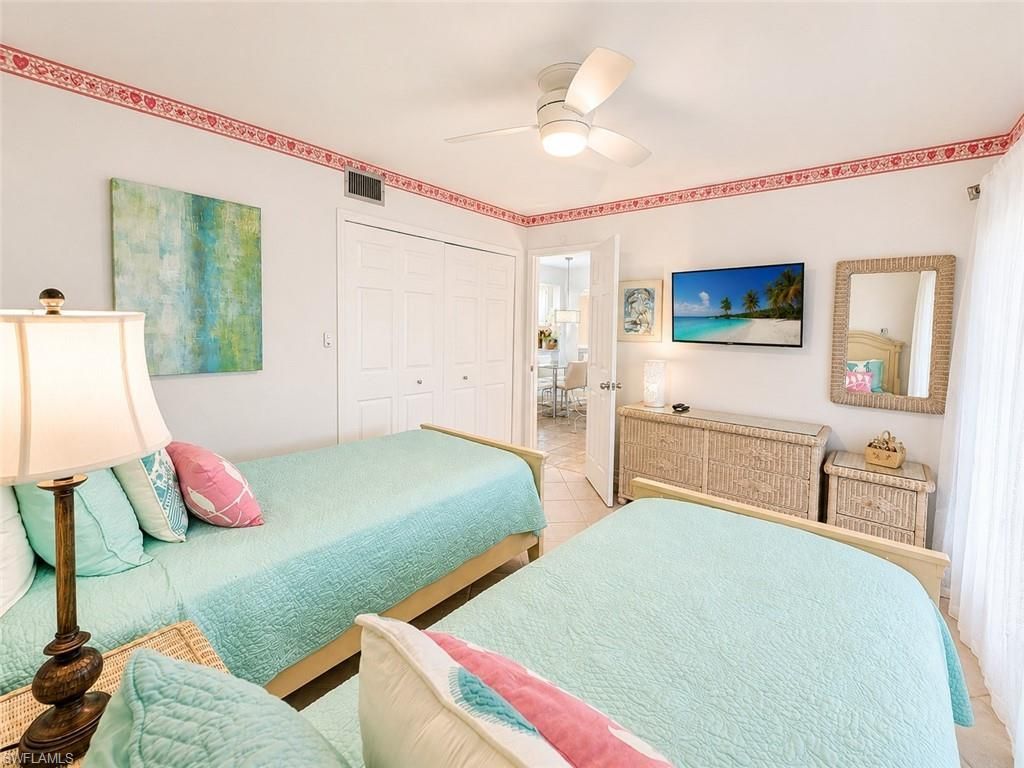 600 Neapolitan Way , Unit 449, Naples, FL 34103 Photo