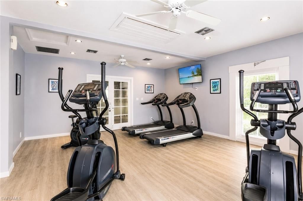 600 Neapolitan Way , Unit 449, Naples, FL 34103 Photo