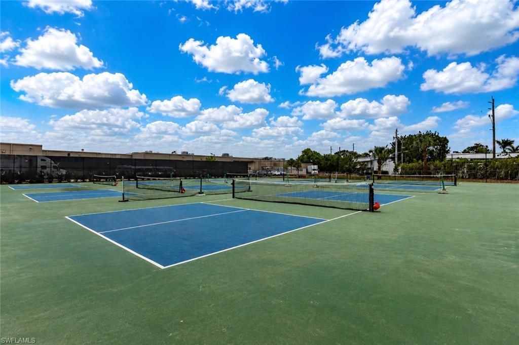 600 Neapolitan Way , Unit 449, Naples, FL 34103 Photo