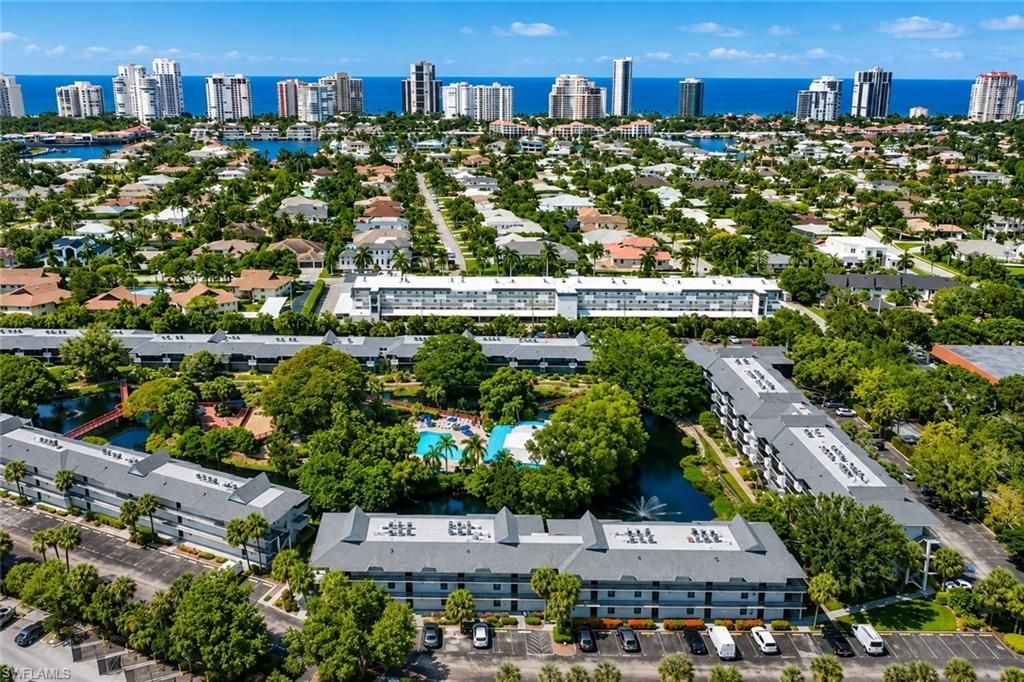 600 Neapolitan Way , Unit 449, Naples, FL 34103 Photo