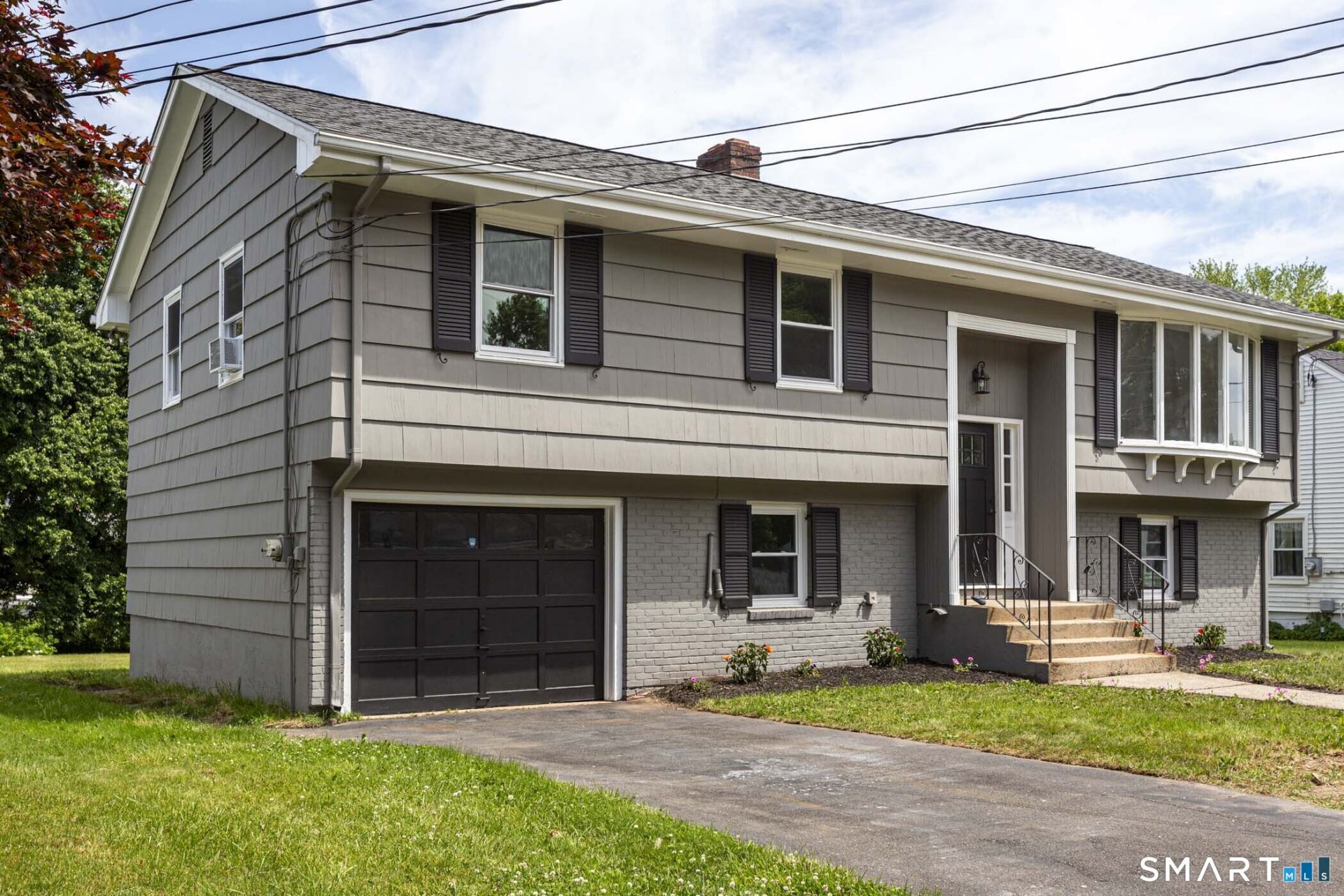 105 Ursini, Hamden, CT 06514 Main Photo