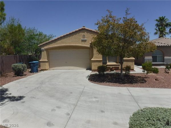 10680 Foggy Glen Avenue , Las Vegas, NV 89135