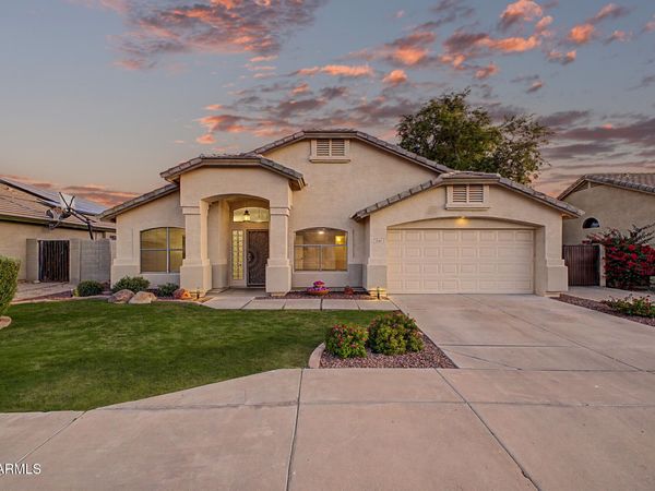 3311 W WALTER Way, Phoenix, AZ 85027