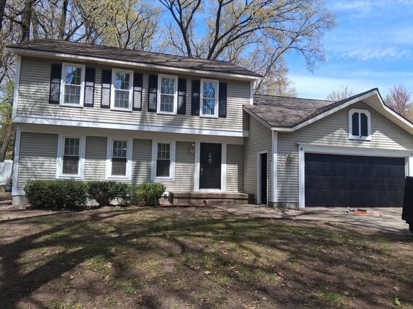 1781 Pinnacle Drive SW, Wyoming, MI 49519