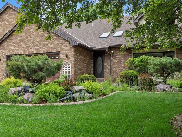 13673 Duluth Drive, Apple Valley, MN 55124