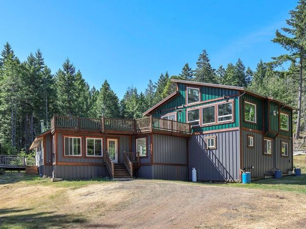 8400 Owl Cres , Denman Island, BC V0R 1T0