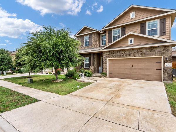 8915 PEMBRIDGE WAY, Converse, TX 78109