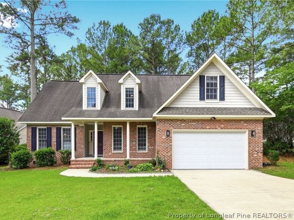 105 Shining Water Lane , Spring Lake, NC 28390