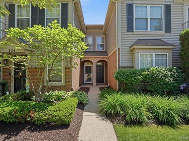 320 N Wixom Road, Wixom, MI 48393