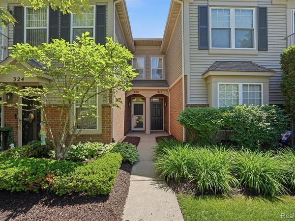320 N Wixom Road, Wixom, MI 48393