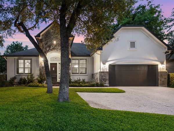 215 Lake Como DR, Lakeway, TX 78734