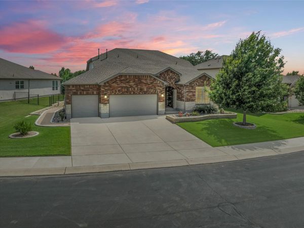 203 Gentry Creek LN , Georgetown, TX 78633