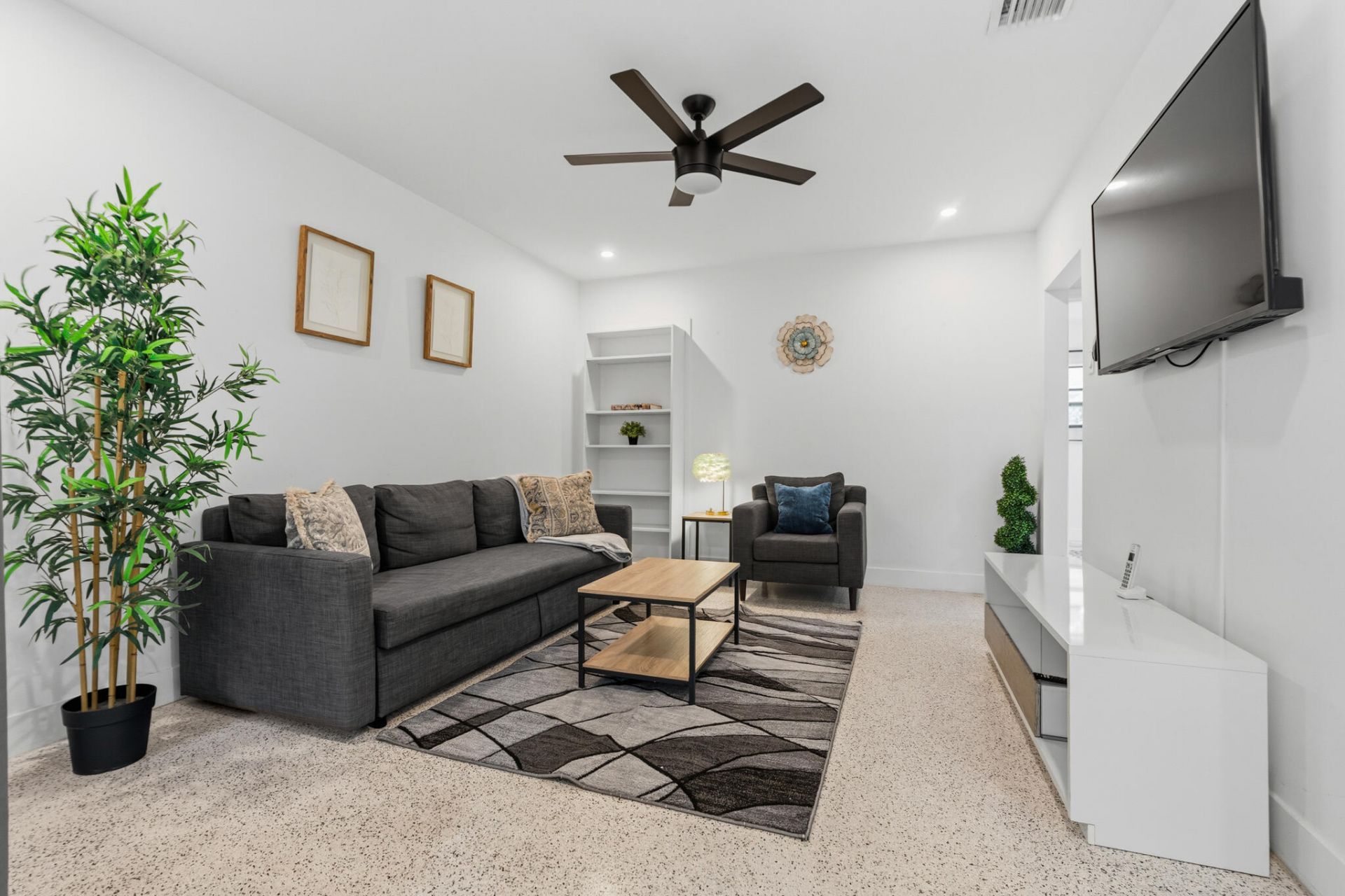 210 SW 11th Street, Unit 1-2, Fort Lauderdale, FL 33315 Photo
