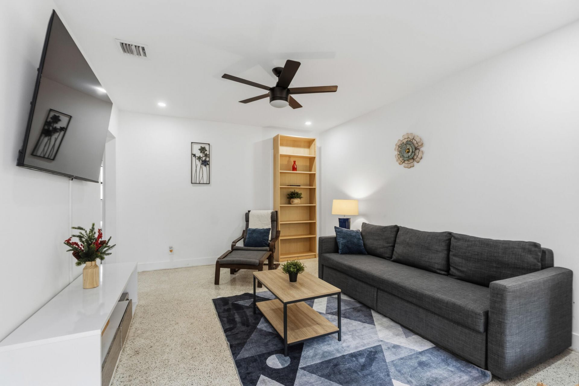 210 SW 11th Street, Unit 1-2, Fort Lauderdale, FL 33315 Photo
