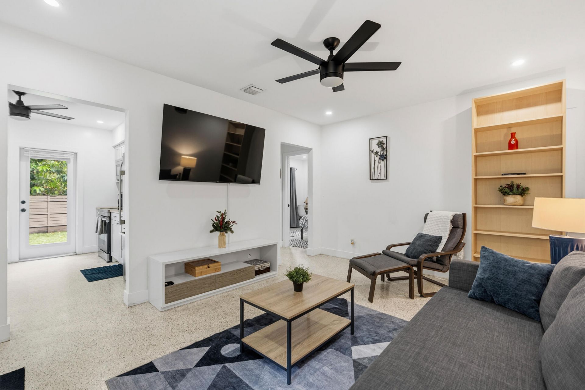 210 SW 11th Street, Unit 1-2, Fort Lauderdale, FL 33315 Photo