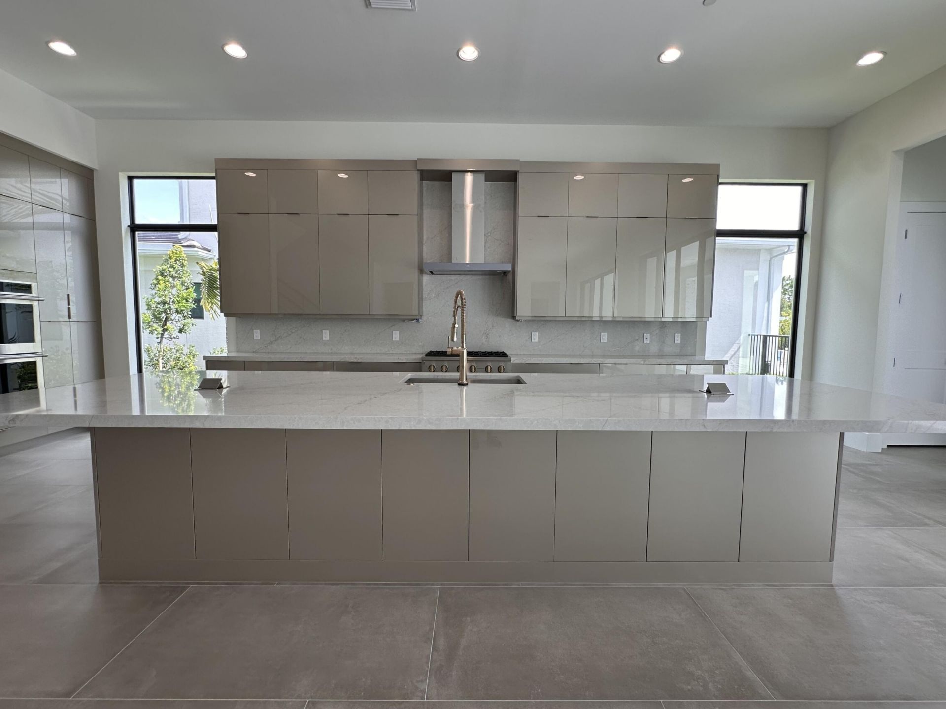 9116 Coral Isles Circle, Unit {lot #05}, Palm Beach Gardens, FL 33412 Photo