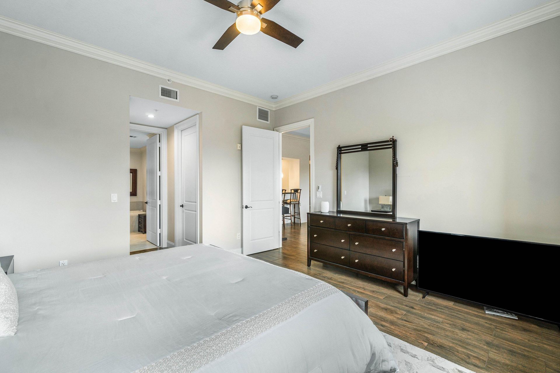 200 NE 2nd Avenue, Unit 302, Delray Beach, FL 33444 Photo